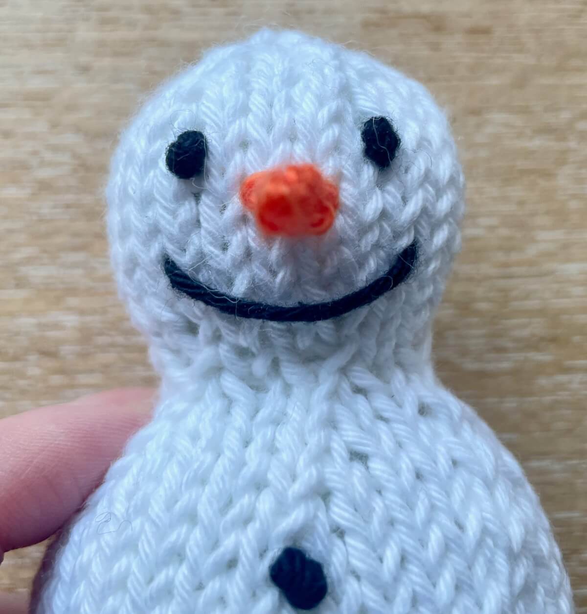 easy knit snowman ornament - free pattern for straight needles